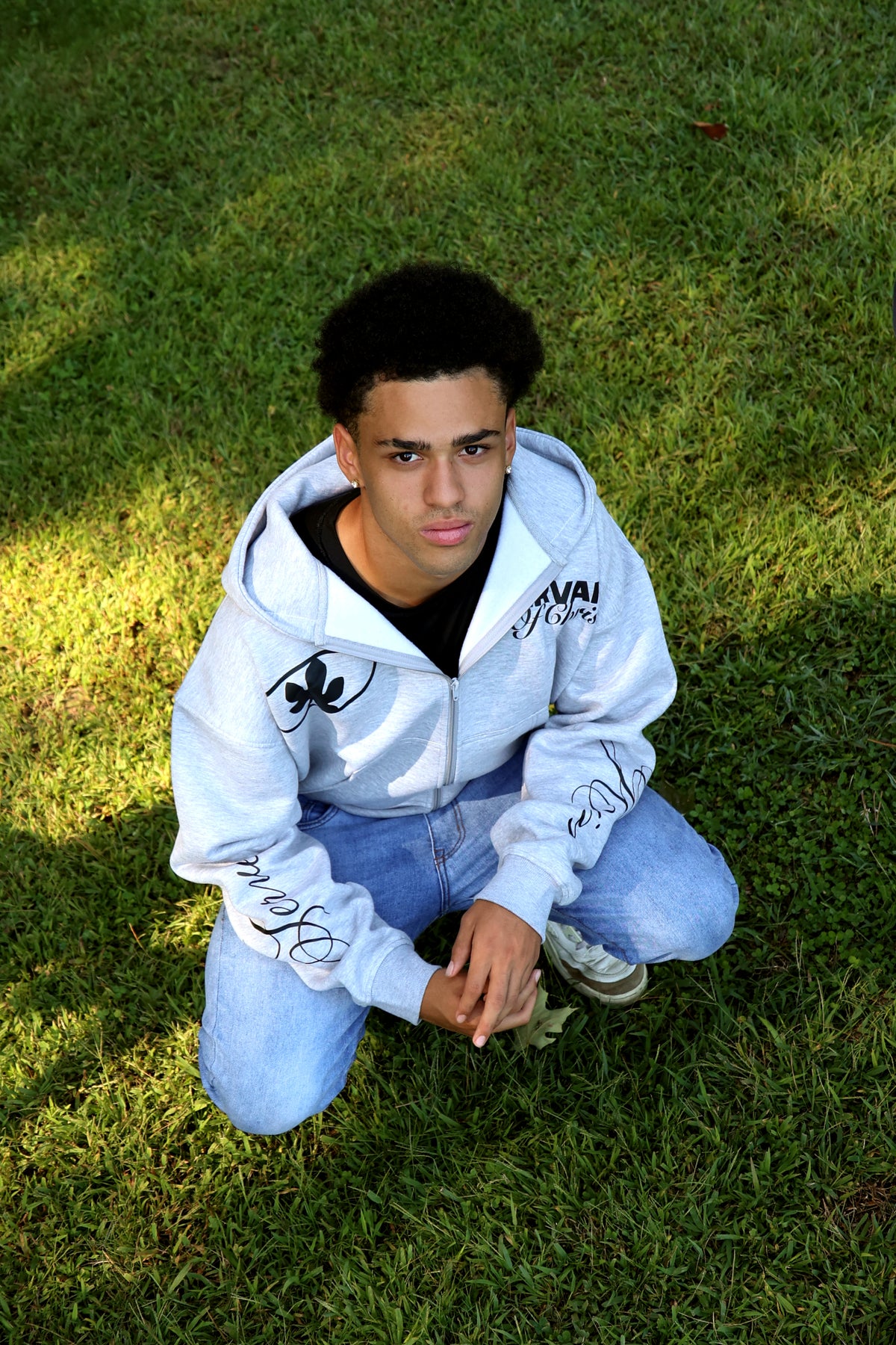 Grey “Servant of Christ” Zip Up